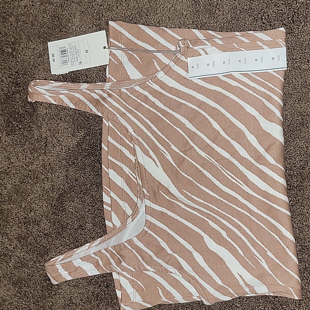 A NEW DAY TANK TOP - Picture 1 of 3